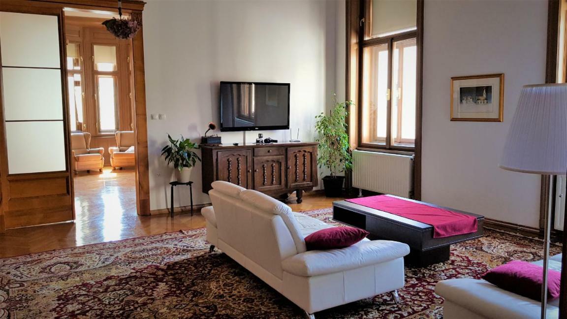 Luxury Apartment In The Heart Of Varaždin 外观 照片